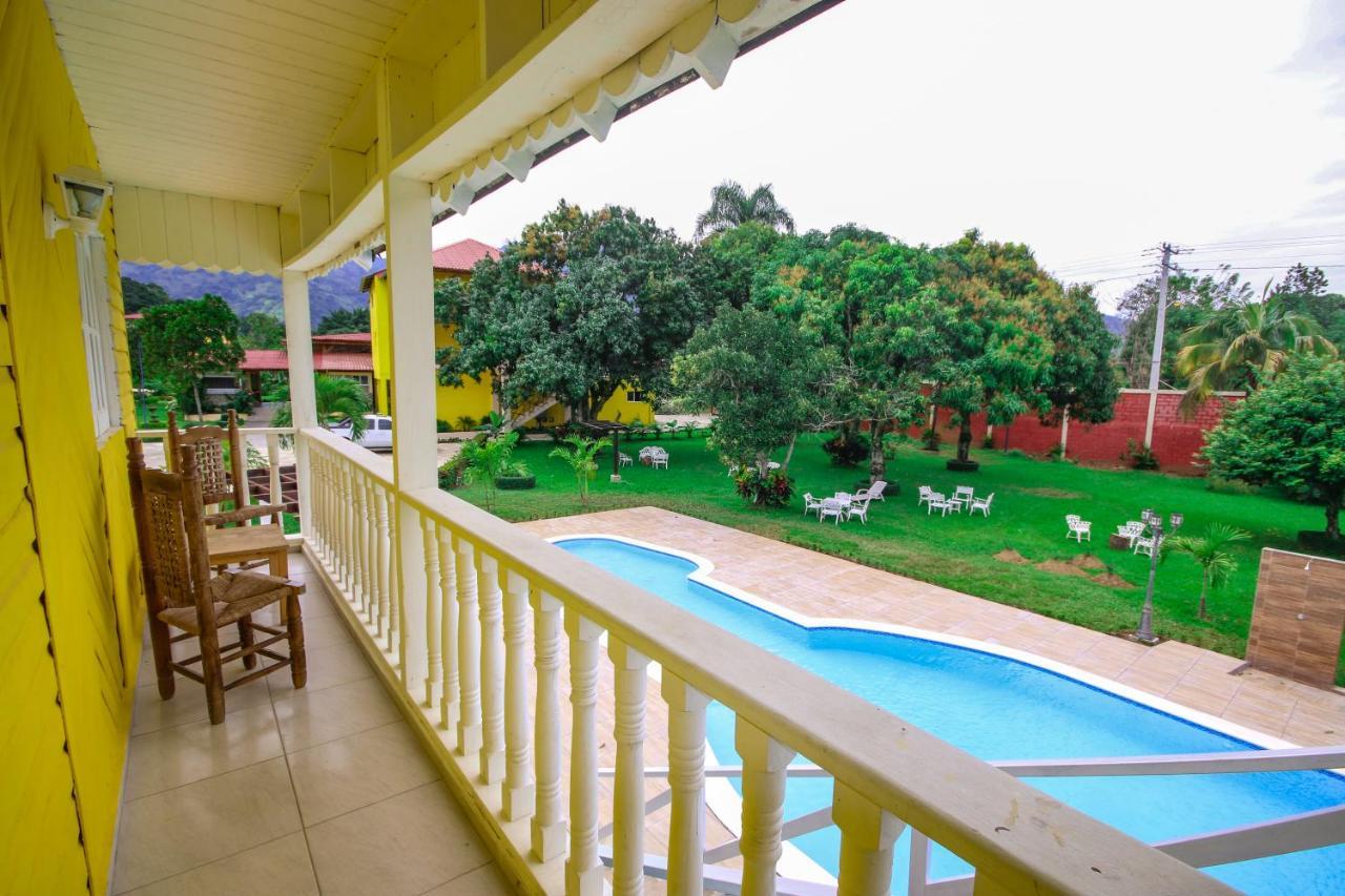 Deluxe Suites Guacamayos - Eco-Lodge & Swimming Pool Bonao Ngoại thất bức ảnh