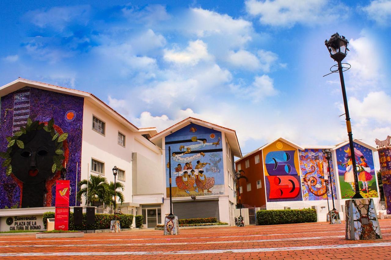 Deluxe Suites Guacamayos - Eco-Lodge & Swimming Pool Bonao Ngoại thất bức ảnh